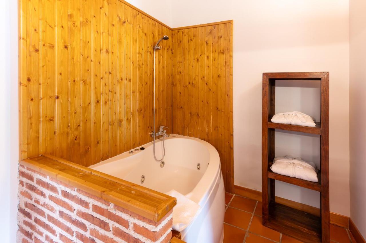 Hospederia El Arco Hotel Villavieja del Lozoya Kültér fotó