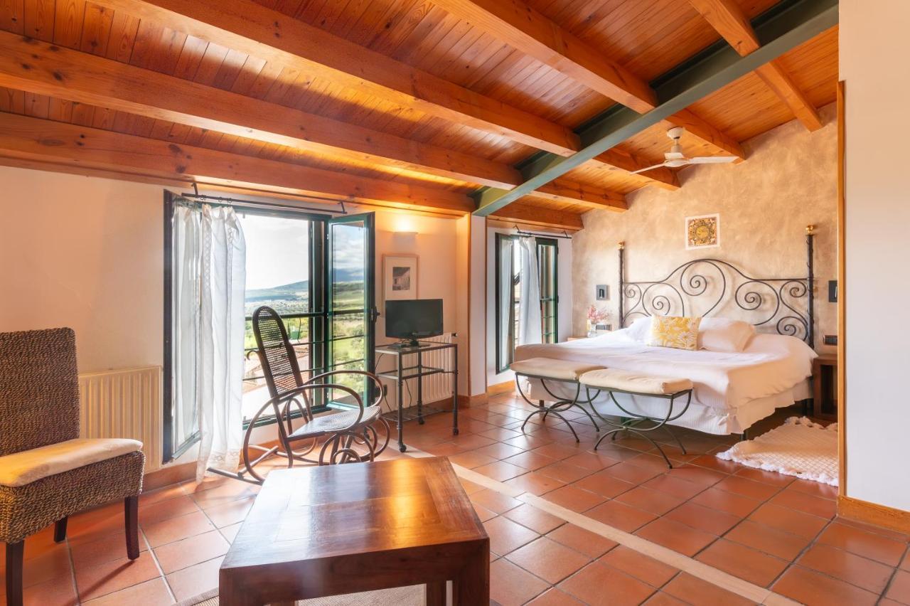 Hospederia El Arco Hotel Villavieja del Lozoya Kültér fotó